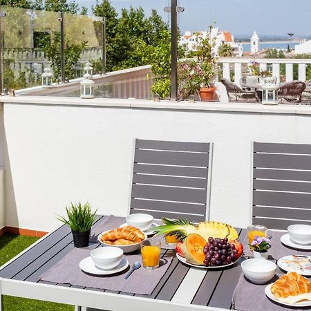 Terrace Lovers By Seewest Lagos Bagian luar foto