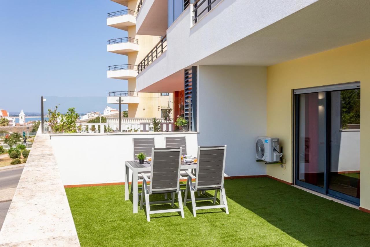 Terrace Lovers By Seewest Lagos Bagian luar foto